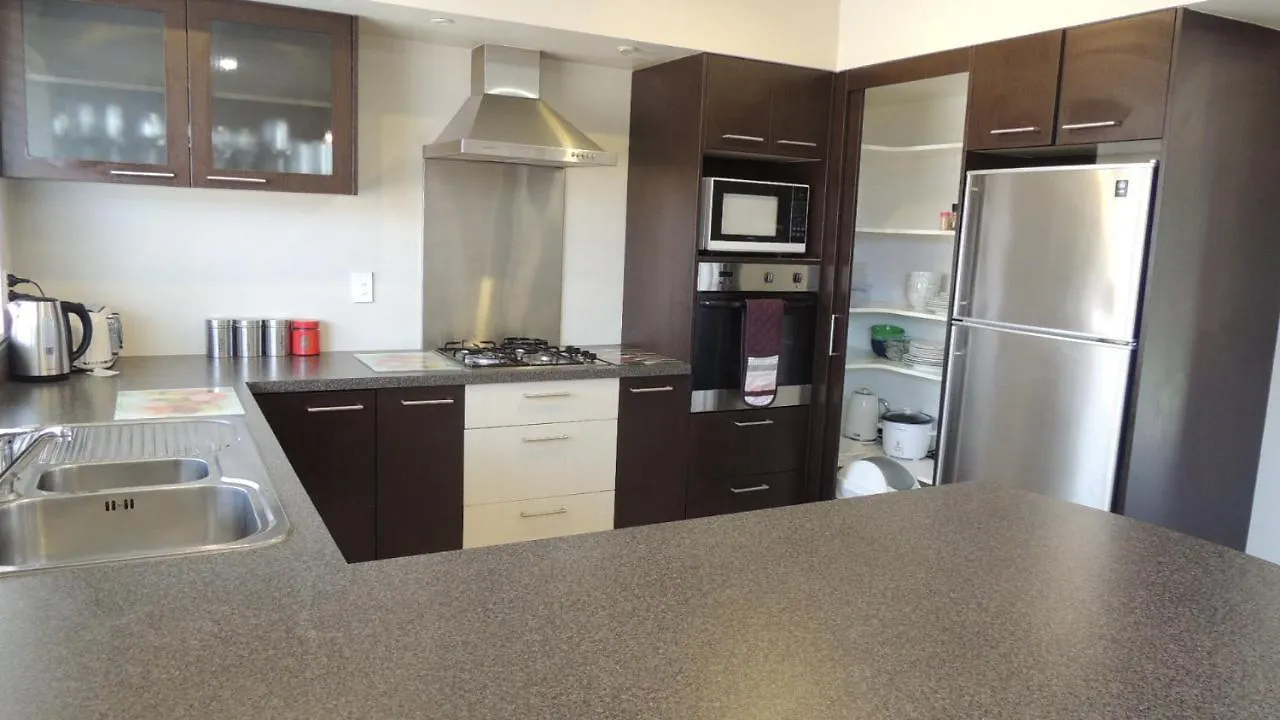 Airport, Motorway, Shopping Handy Christchurch Holiday home